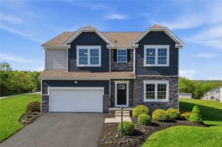 101 Doria Ann Dr, Center Twp, PA 15061