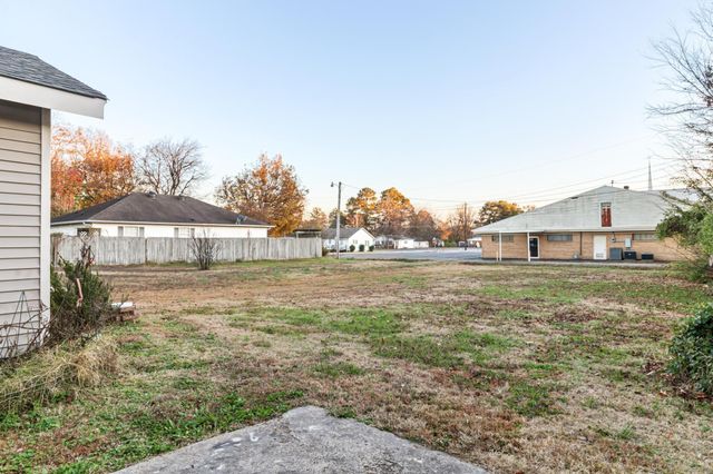 606 W Thompson Street, Paragould, AR 72450