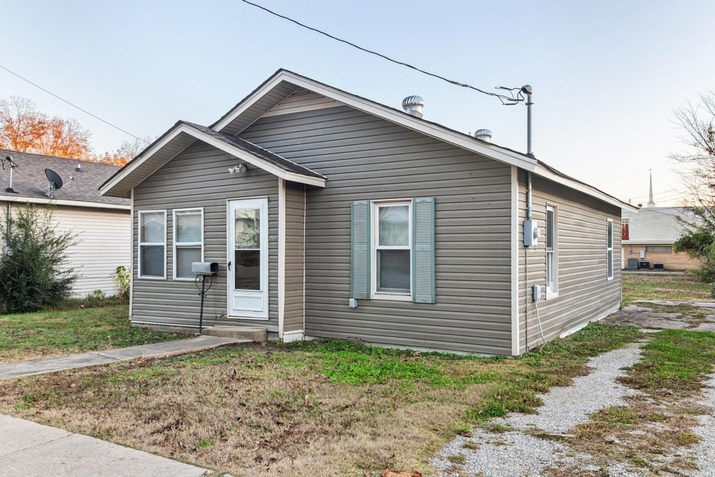 606 W Thompson Street, Paragould, AR 72450