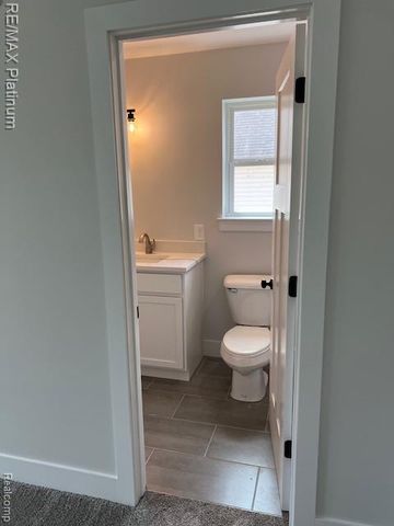 9400 Roland Drive, Brighton, MI 48116