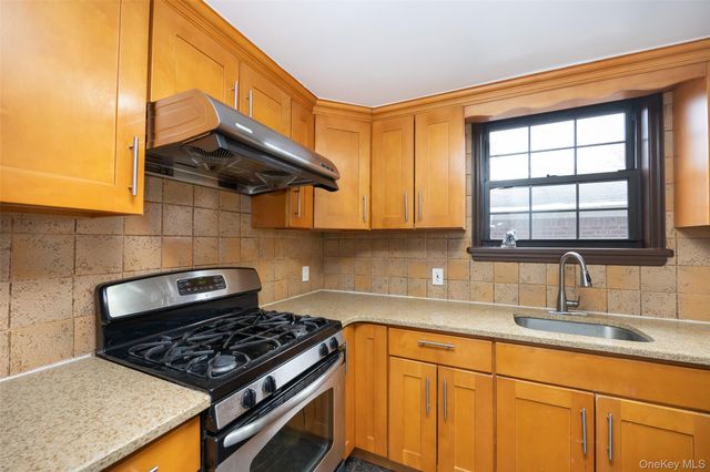 6339 136th Street 2, Flushing, NY 11367