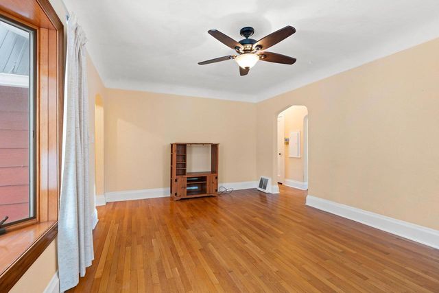 714 MAPLE STREET, Neenah, WI 54956