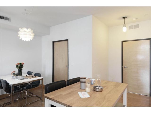 10 E 26th Street 321, Minneapolis, MN 55404