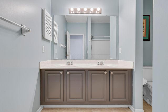 6028 Inishmore Lane, Dublin, OH 43017