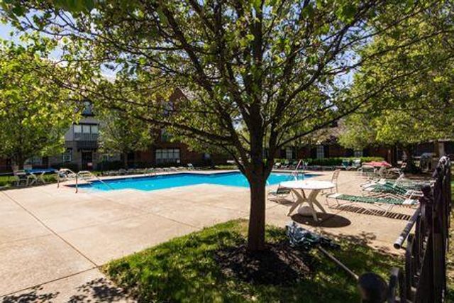 6028 Inishmore Lane, Dublin, OH 43017