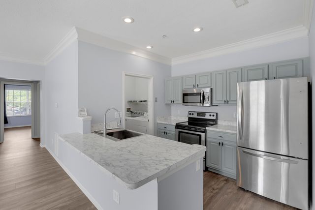 6028 Inishmore Lane, Dublin, OH 43017
