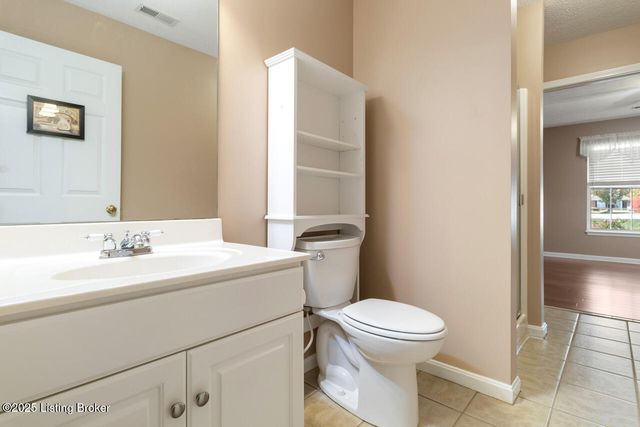 8701 Lough Dr, Louisville, KY 40291