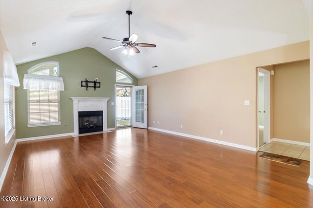 8701 Lough Dr, Louisville, KY 40291