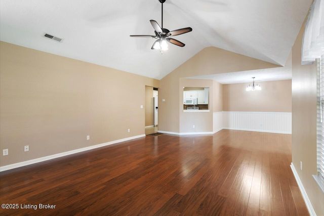 8701 Lough Dr, Louisville, KY 40291