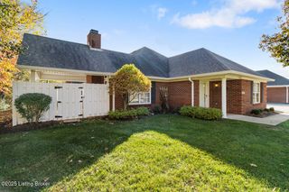 8701 Lough Dr, Louisville, KY 40291