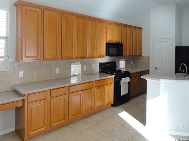 9818 Great Basin, San Antonio, TX 78251