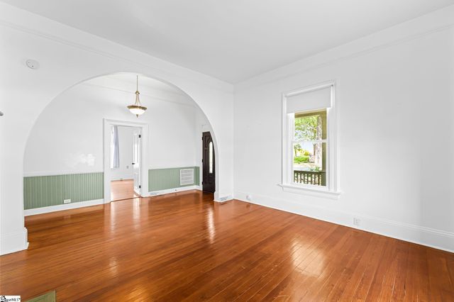 117 Asbury Avenue, Greenville, SC 29601