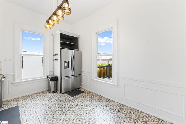 117 Asbury Avenue, Greenville, SC 29601