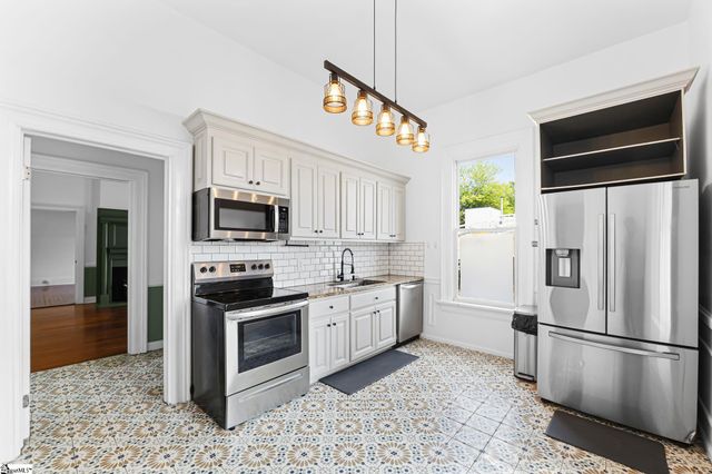 117 Asbury Avenue, Greenville, SC 29601