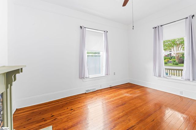 117 Asbury Avenue, Greenville, SC 29601