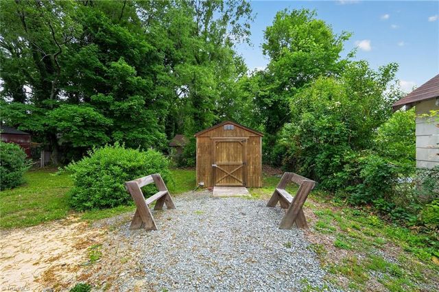 512 Atwater Street, Burlington, NC 27215