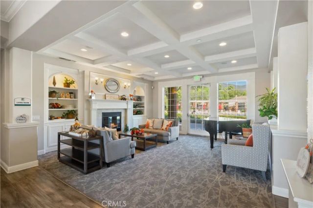 5604 Altamura Way 10, Fontana, CA 92336