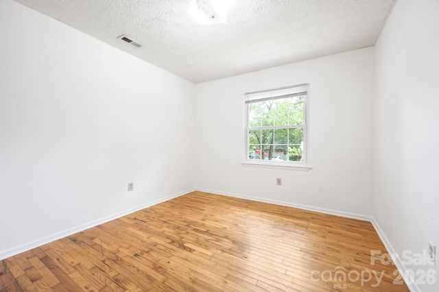 400 Hiawassee Avenue, Black Mountain, NC 28711