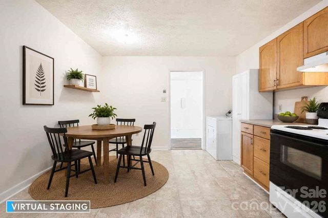 400 Hiawassee Avenue, Black Mountain, NC 28711