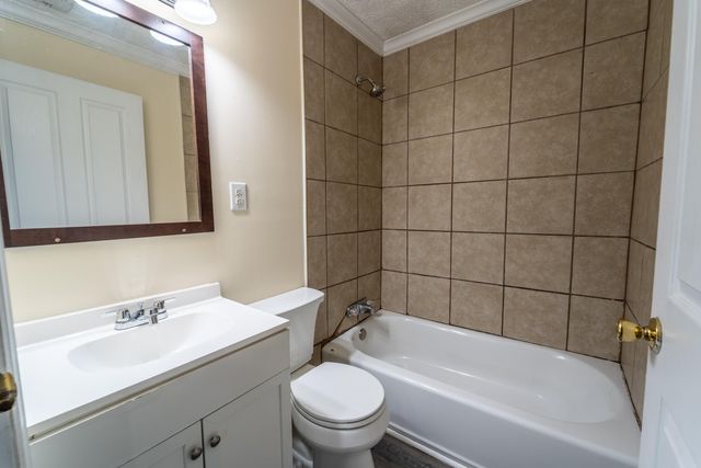 97 Cedar Cliff Road, Waco, KY 40385