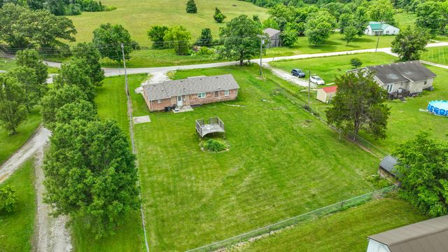 97 Cedar Cliff Road, Waco, KY 40385