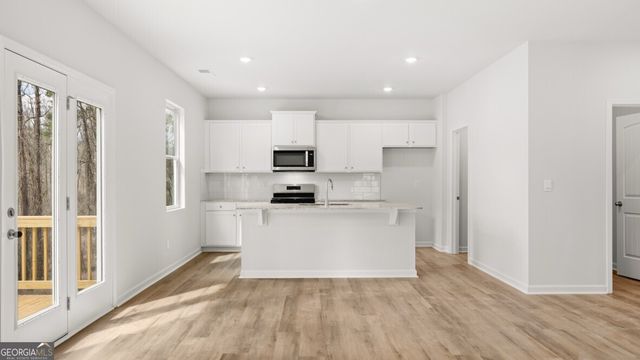 6077 Airedale Drive, Union City, GA 30213