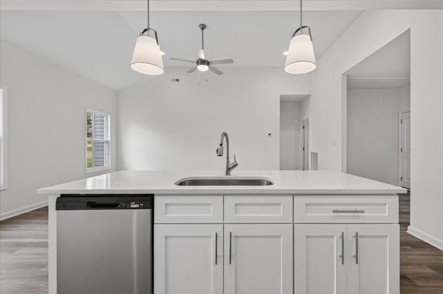 1106 Mary Lu Dr, Clarksville, TN 37042