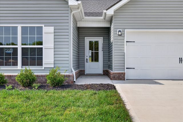 1106 Mary Lu Dr, Clarksville, TN 37042