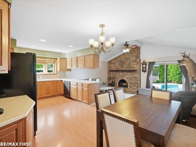 39543 Edgemont Drive, Sterling Heights, MI 48310