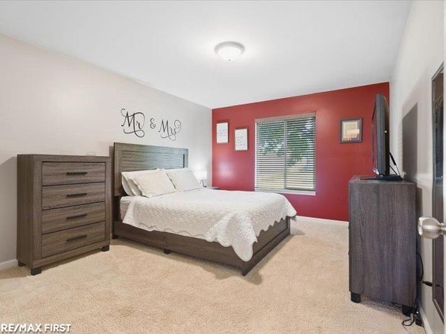 39543 Edgemont Drive, Sterling Heights, MI 48310