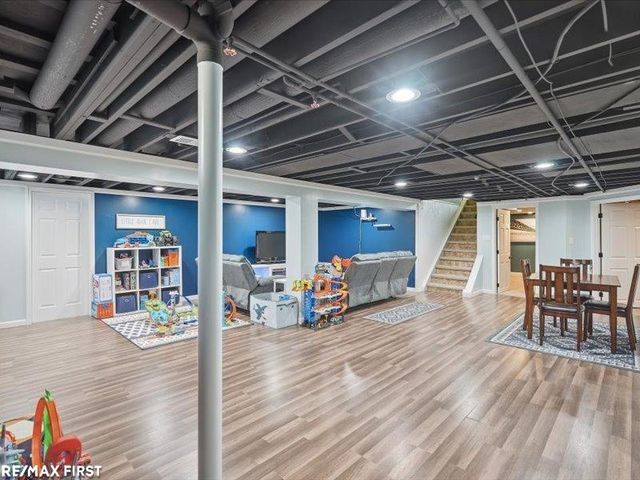 39543 Edgemont Drive, Sterling Heights, MI 48310