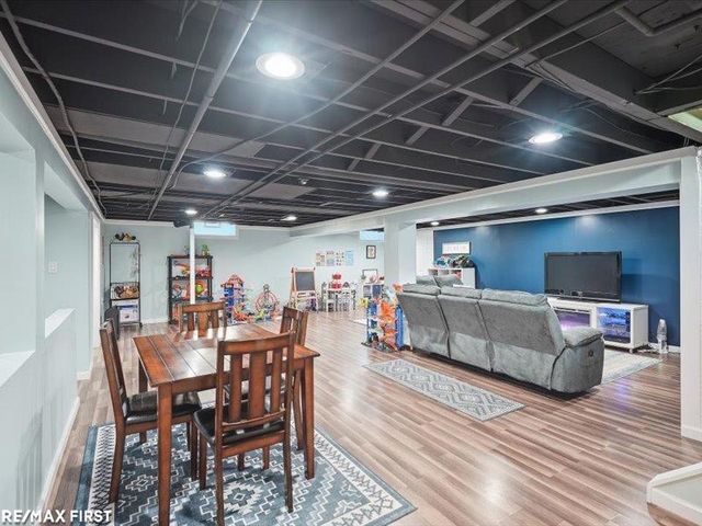 39543 Edgemont Drive, Sterling Heights, MI 48310