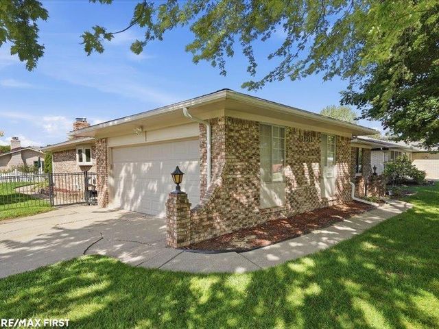 39543 Edgemont Drive, Sterling Heights, MI 48310