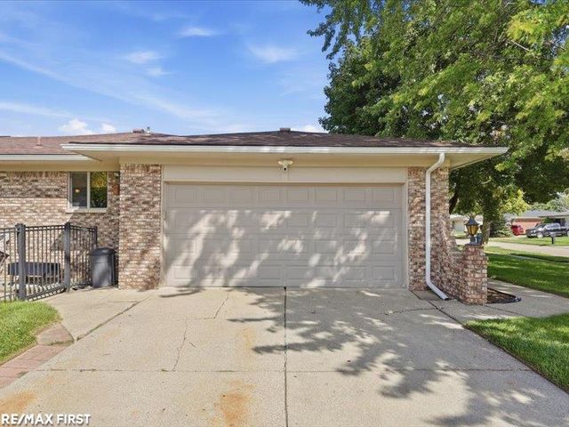 39543 Edgemont Drive, Sterling Heights, MI 48310