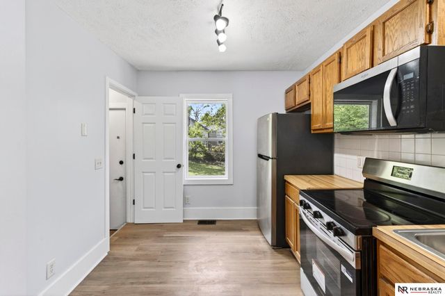 4115 Maple Street, Omaha, NE 68111