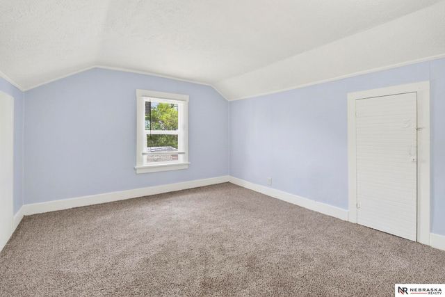 4115 Maple Street, Omaha, NE 68111