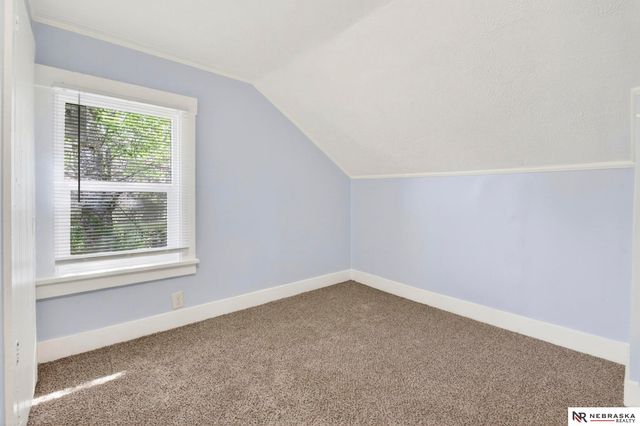 4115 Maple Street, Omaha, NE 68111