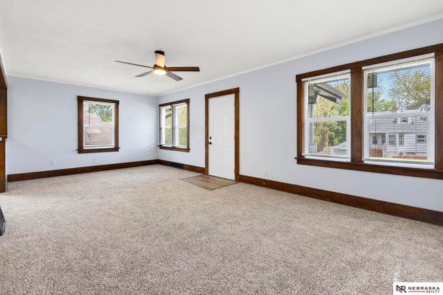 4115 Maple Street, Omaha, NE 68111