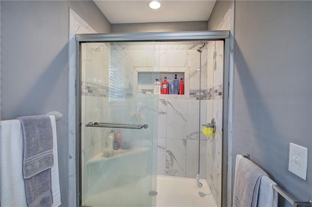 198 Iracille NE Lane, Calhoun, GA 30701