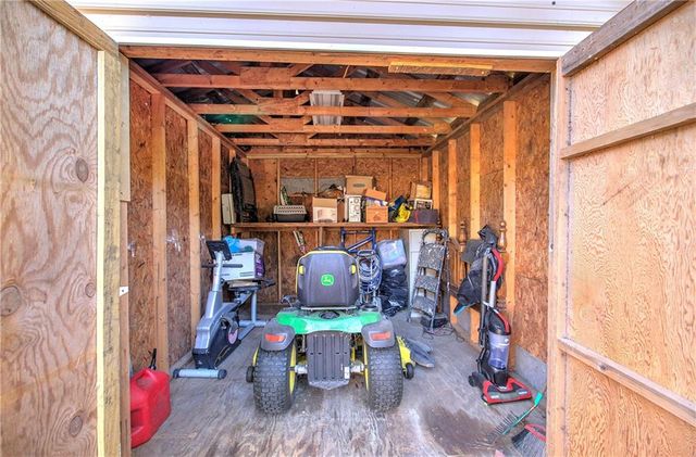 198 Iracille NE Lane, Calhoun, GA 30701