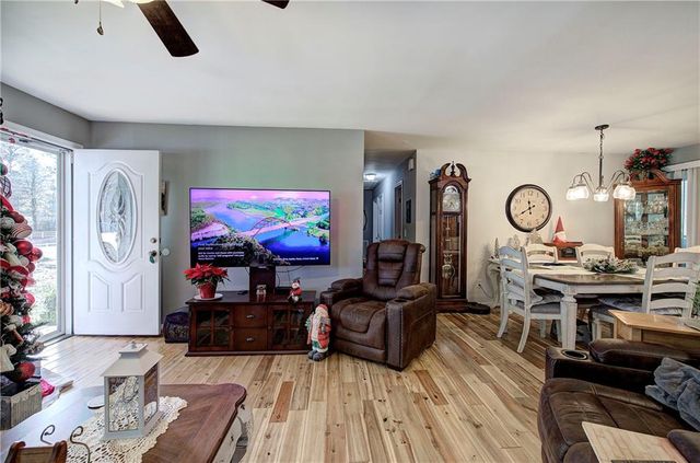 198 Iracille NE Lane, Calhoun, GA 30701