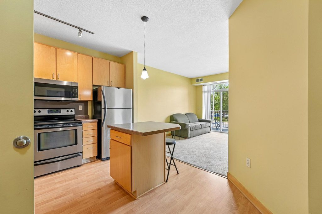 2600 University Avenue SE 109, Minneapolis, MN 55414 — photo 3