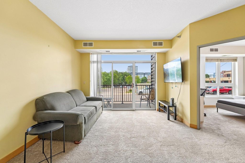 2600 University Avenue SE 109, Minneapolis, MN 55414 — photo 4