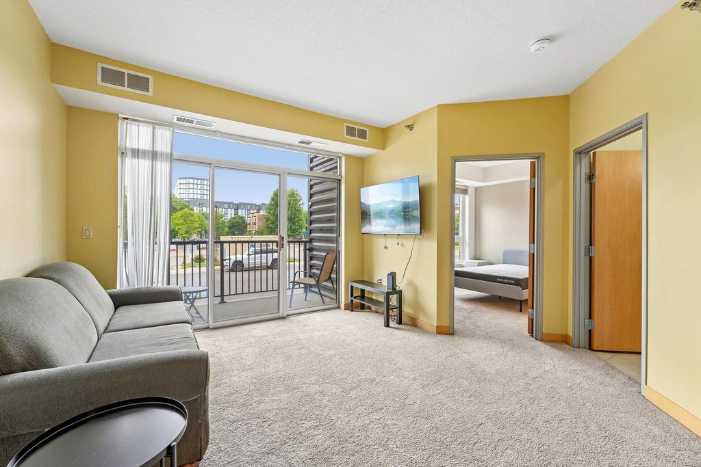 2600 University Avenue SE 109, Minneapolis, MN 55414 — photo 5