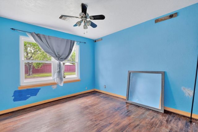 8001 Hammerly Boulevard, Houston, TX 77055