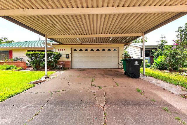 8001 Hammerly Boulevard, Houston, TX 77055