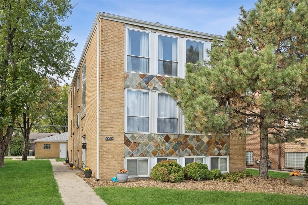 3010 Harlem Avenue 3, Riverside, IL 60546 — exterior