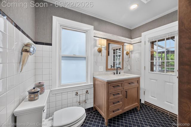 4199 Bishop Street, Detroit, MI 48224