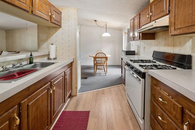 550 NW 73RD WAY, Bell, FL 32619
