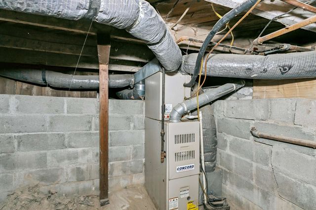 148 S Edwards Ave, Wichita, KS 67213